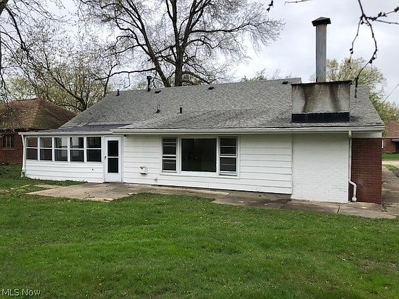 4th image of 27280 Markbarry Ave