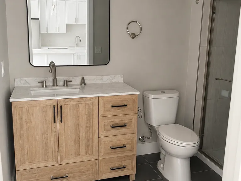418 Oak St #102 — Photo 3