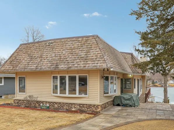 S7564 Oak Rd, Merrimac, WI 53561