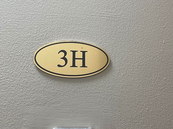 5th image of 50 Brighton 1 Rd #3H