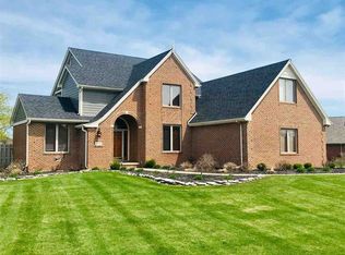 5530 E Dartmoor Dr, Monroe, MI 48161