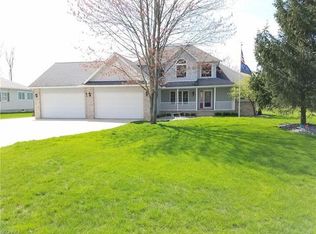 421 Brittany Ln, Jefferson, OH 44047