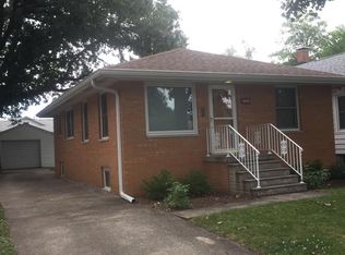 1527 W Adams St, Springfield, IL 62704