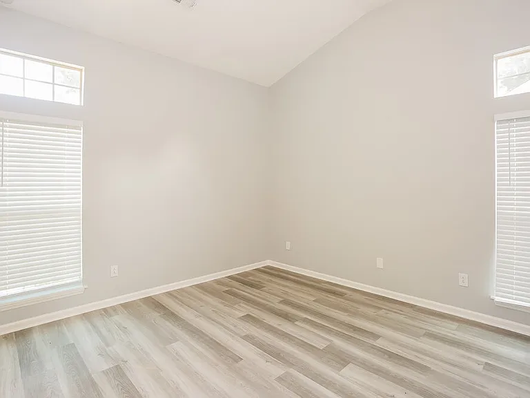 6115 Sunstone Dr — Photo 10
