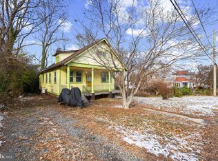 5521 Charles St, Bethesda, MD 20814