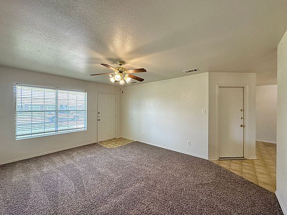 5th image of 5204 Lauren Lea Dr APT B