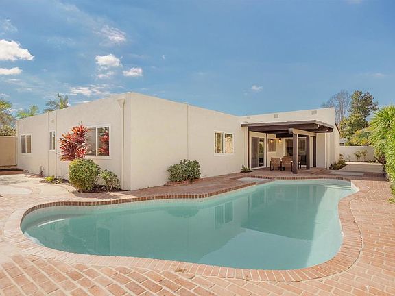 3rd image of 17690 San Rafael St