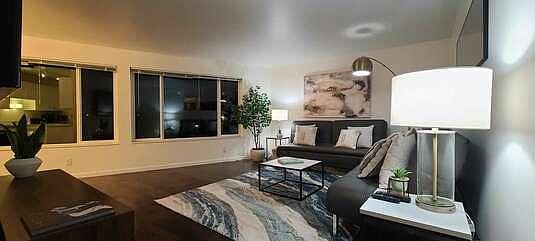2nd image of 2-2000 Dexter Ave N #2