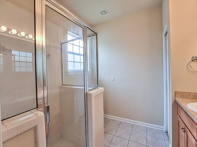 5512 Hampton Woods Way — Photo 12
