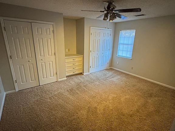 5th image of 112 Henrietta Ct #B