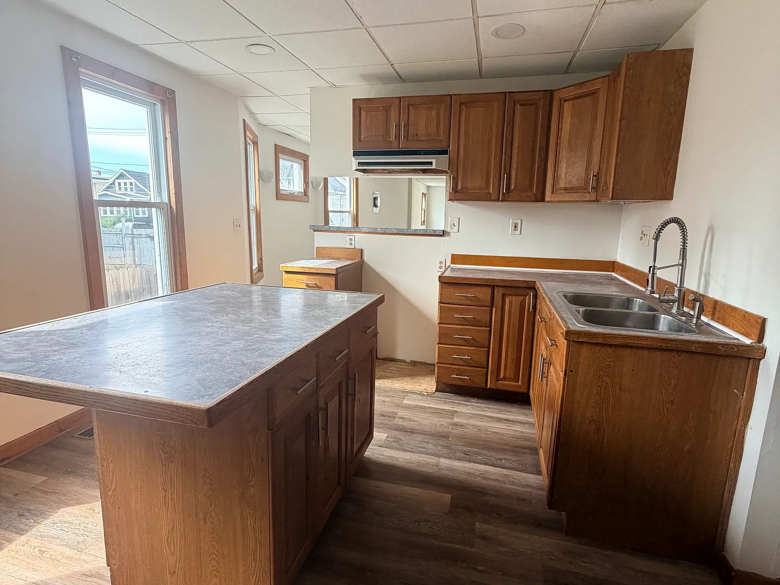 2 bed, 1200 sqft, $1,200 — Photo 4