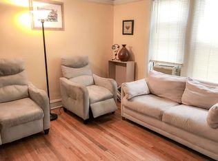 630-38 1/2 W Arlington Pl #630-6, Chicago, IL 60614