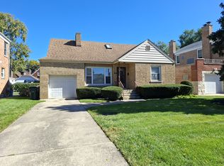6631 N Saint Louis Ave, Lincolnwood, IL 60712