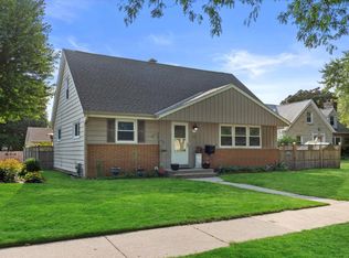 5050 S 20th St, Milwaukee, WI 53221
