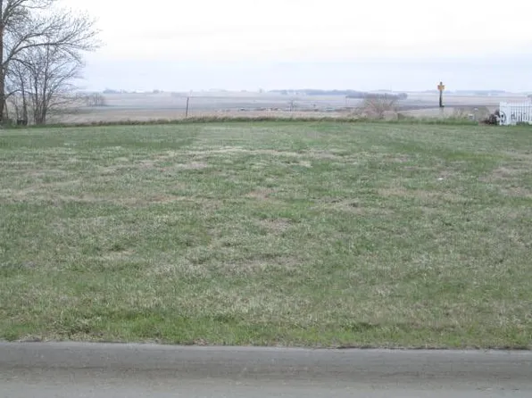 411 S Main St, Coleridge, NE 68727