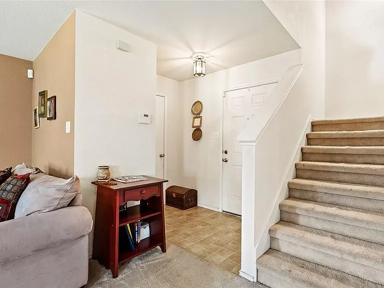 206 Black Forest Rd — Photo 5
