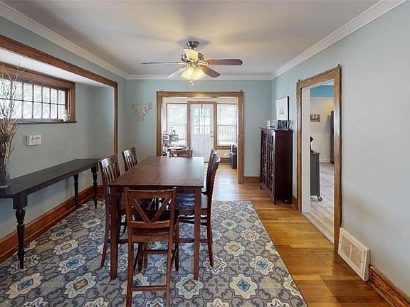 5th image of 15610 Lakewood Heights Blvd