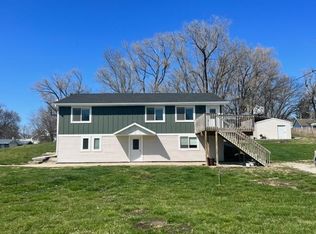 211 7th St, Nevada, IA 50201