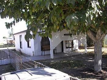 2nd image of 240 N Elm Rd