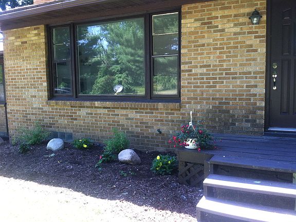 4th image of 864 52nd St SW