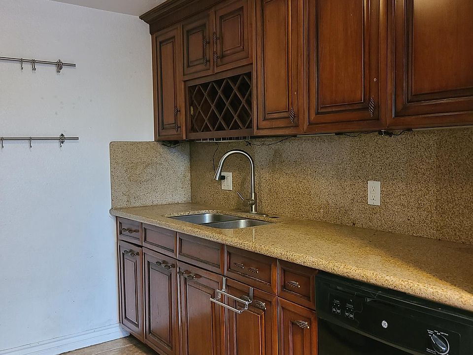 1st image of 720 N Garfield Ave APT 6