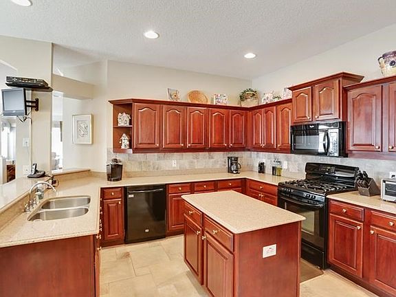 3rd image of 19152 Lake Audubon Dr