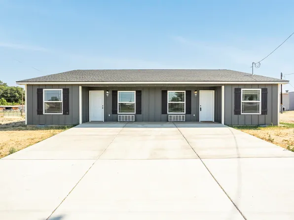 100 E 3rd St, Granger, WA 98932