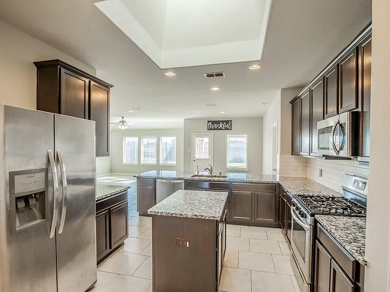 1407 Wheatland Terrance Ln — Photo 10