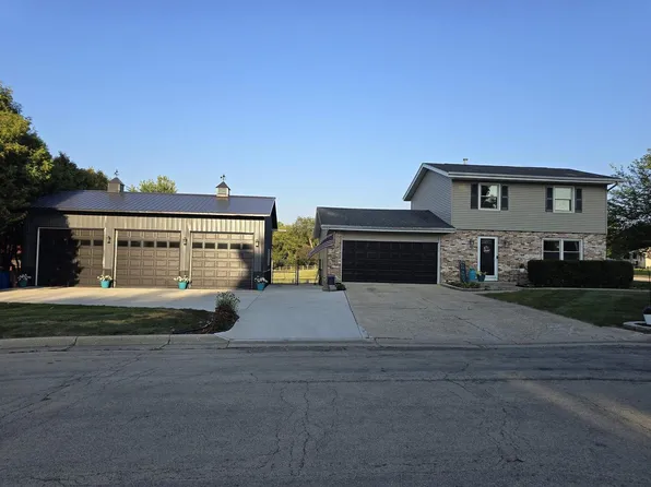 2214 4th Avenue, Monroe, WI 53566