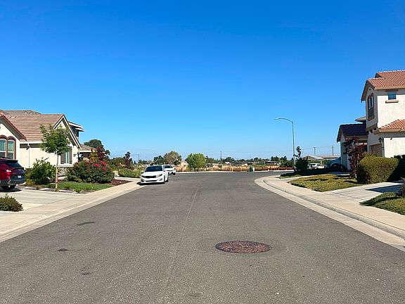 4th image of 9319 Wild Lilac Cir