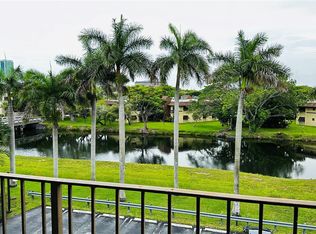 7900 Camino Cir APT 401, Miami, FL 33143