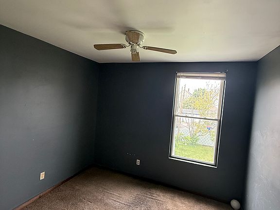 5th image of 273-275 Rivet St #2W