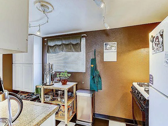 5065 W 36th Ave — Photo 9