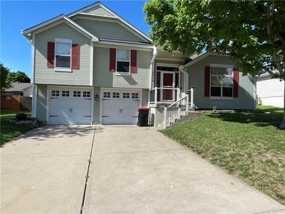 2212 SE 6th St, Lees Summit, MO, 64063