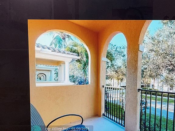 3rd image of 174 Soriano Dr