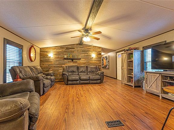 5th image of 17600 N Heartland Ln