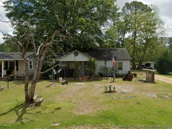 615 McLamb St, Roseboro, NC 28382