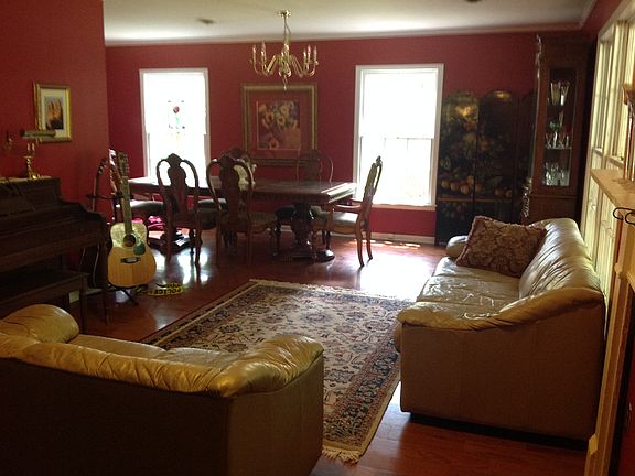 big living rm, dining rm