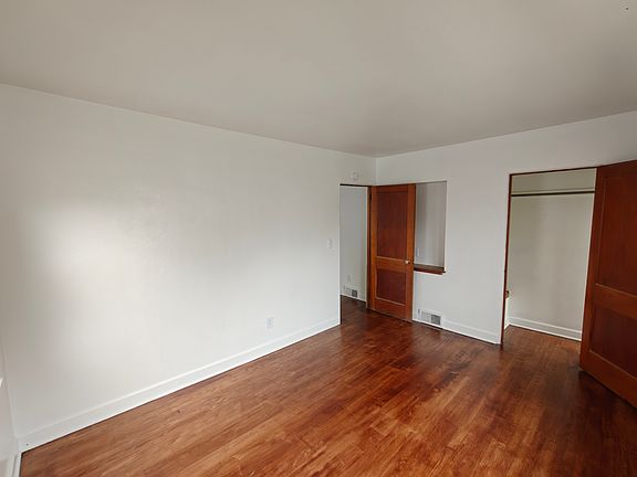 4th image of 417 W 14th St APT 2