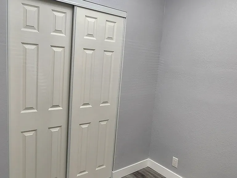 148 E Tamarack Ave #13 — Photo 21
