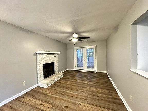 4th image of 216 Braly Dr