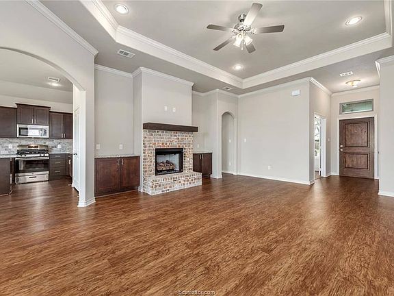 4th image of 3905 Brownway Ct