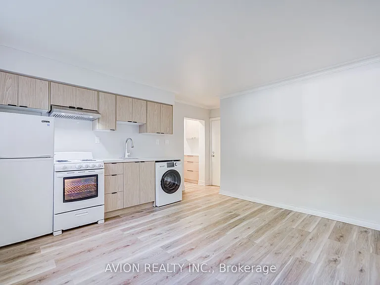 882 Broadview Ave #2 — Photo 20