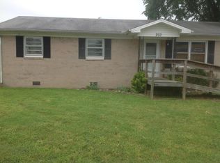 203 Clydeton Rd, Waverly, TN 37185