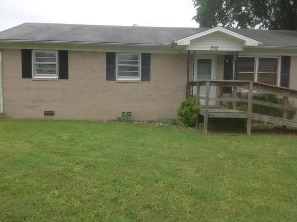 203 Clydeton Rd, Waverly, TN 37185