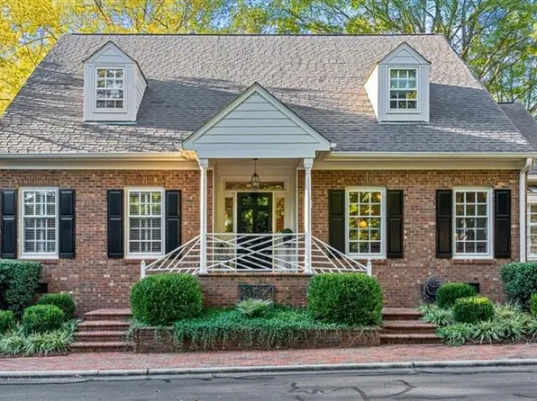 1 Ashton Sq, Greensboro, NC 27408