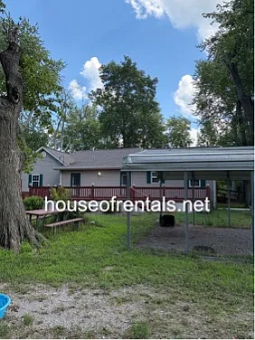 9409 Main St — Photo 3