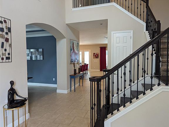 5th image of 11006 Charmwood Dr