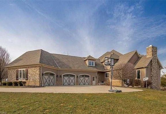 2nd image of 6755 River Forest Dr