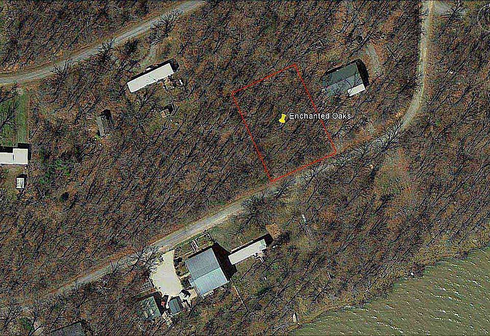 1st image of 1000 Knob Hill Dr